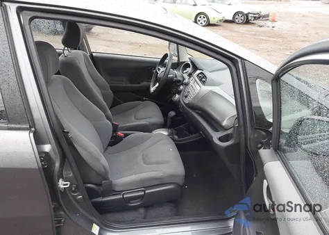 2013 Honda Fit z USA, uszkodzony, nr VIN JHMGE8H33DC079695